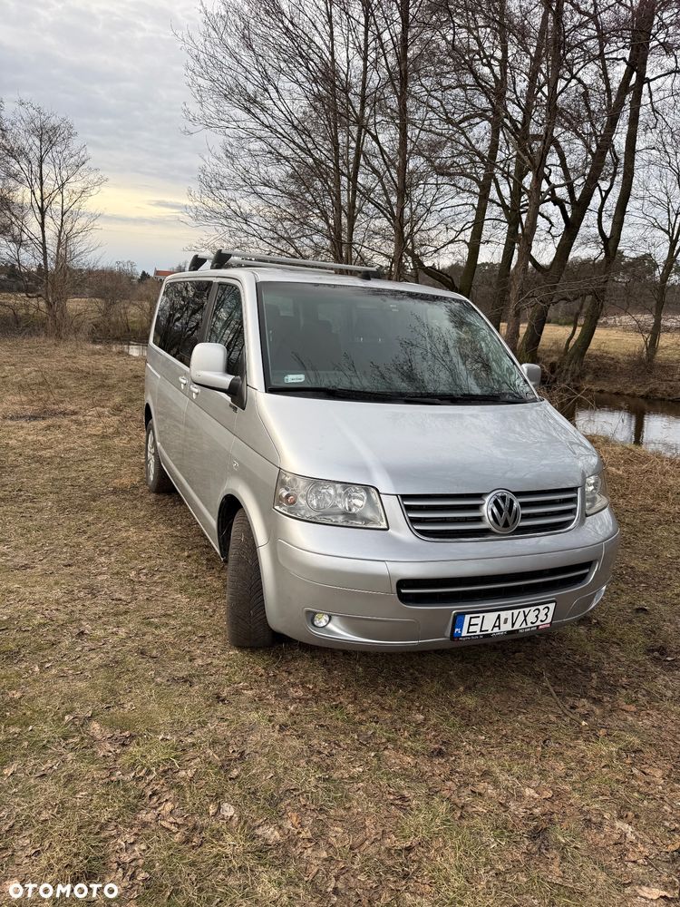 Volkswagen Multivan - 17