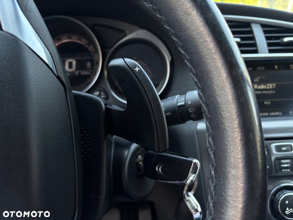 Citroën C4 e-HDi 115 ETG6 Exclusive - 30