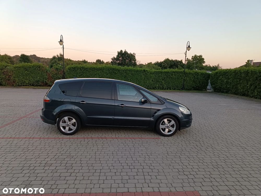 Ford S-Max 2.0 TDCi DPF Titanium - 8