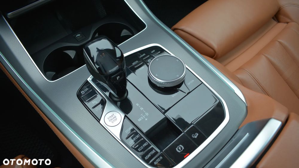 BMW X5 xDrive40i - 32