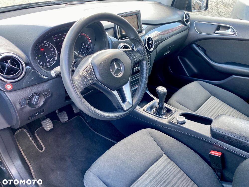 Mercedes-Benz Klasa B 180 CDI - 23