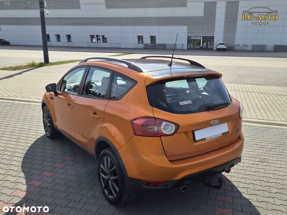 Ford Kuga - 12