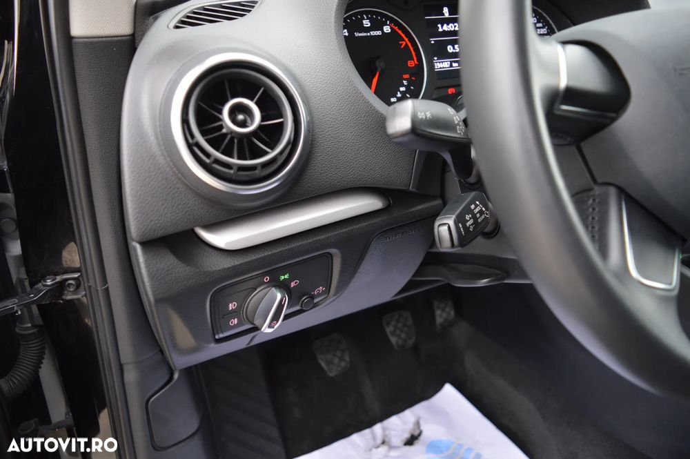 Audi A3 1.4 TFSI ack Ambition - 32