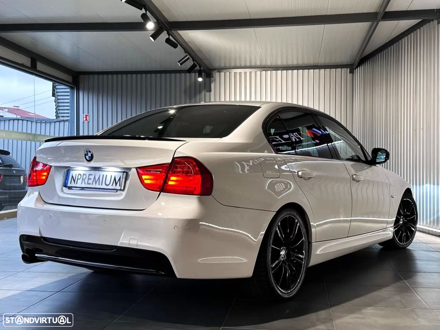 BMW 318 d Auto - 13