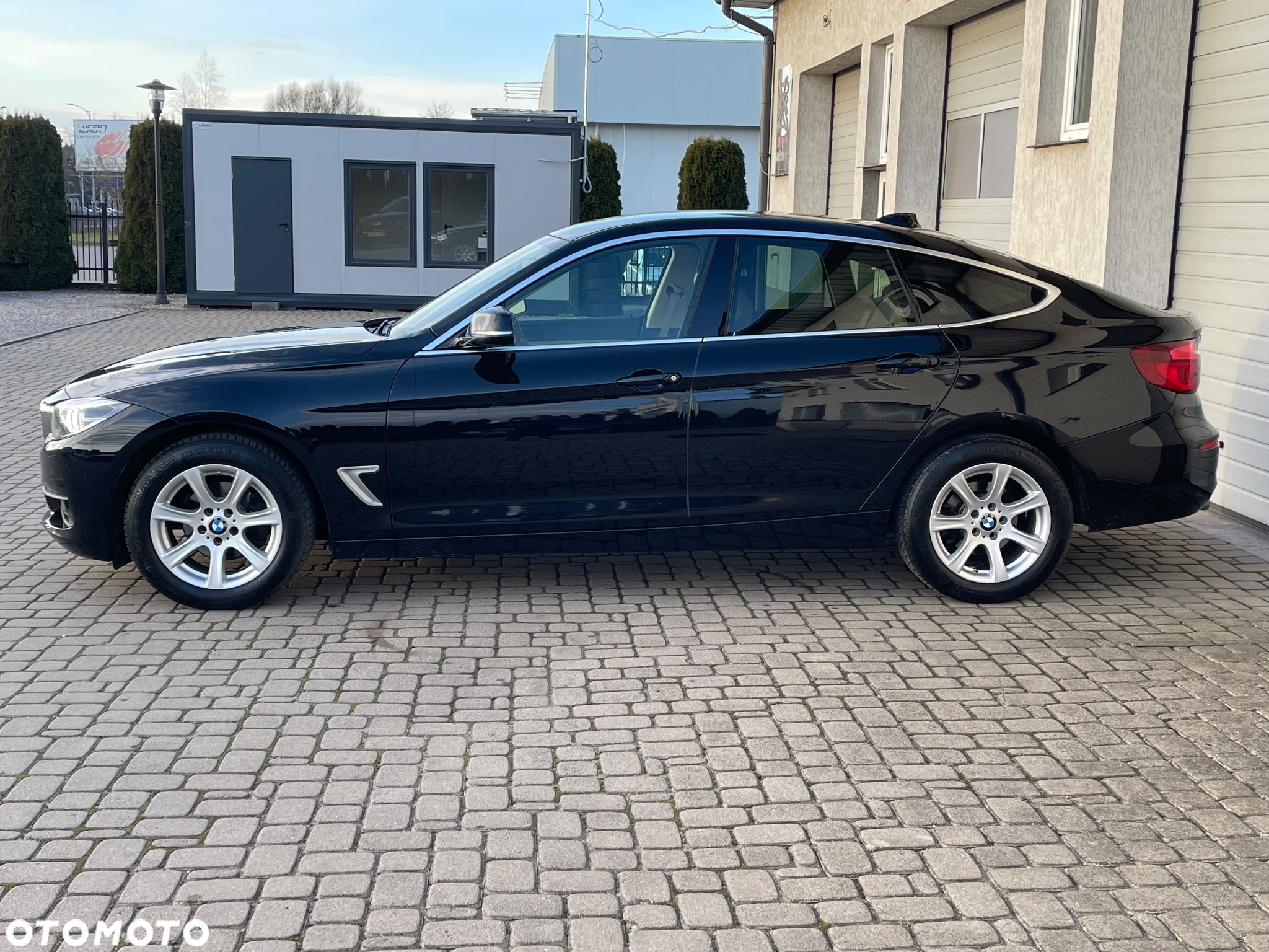 BMW 3GT 318d Advantage - 12