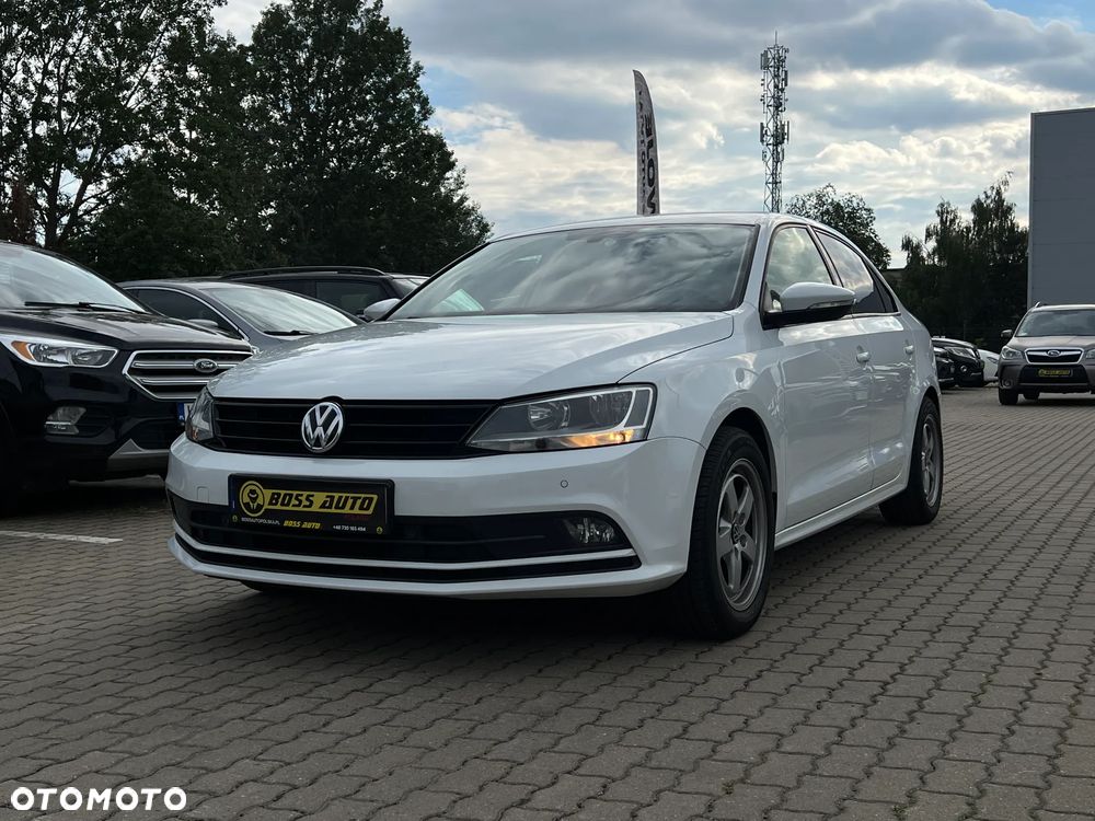 Volkswagen Jetta - 5