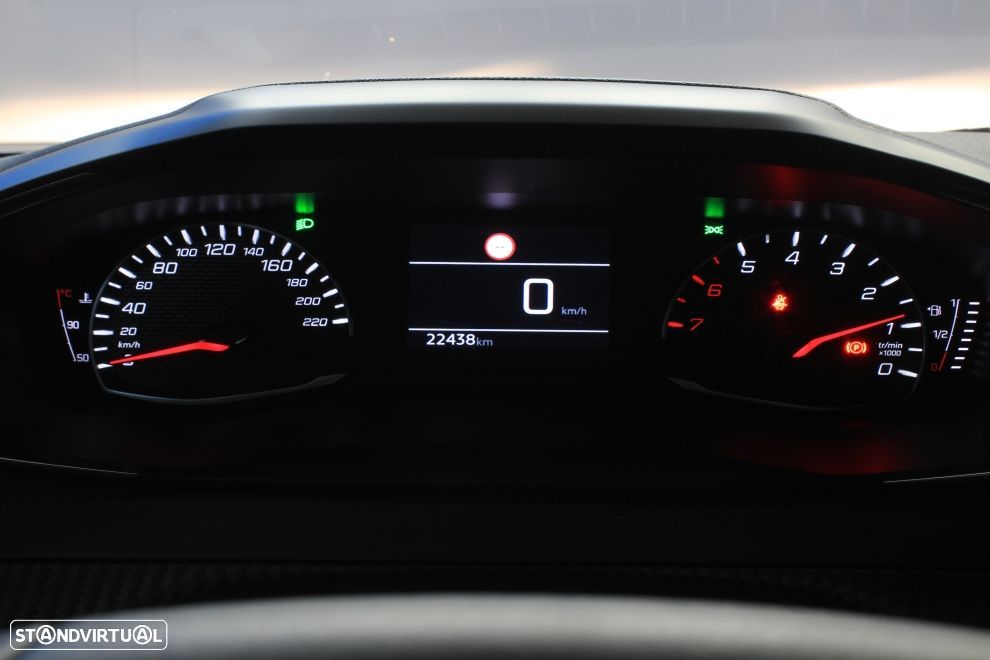 Peugeot 2008 1.2 PureTech Active Pack - 14