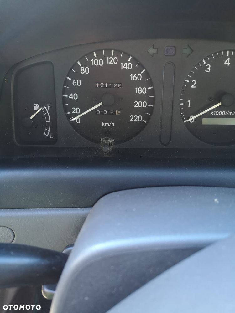 Toyota Corolla 1.4 Terra - 5