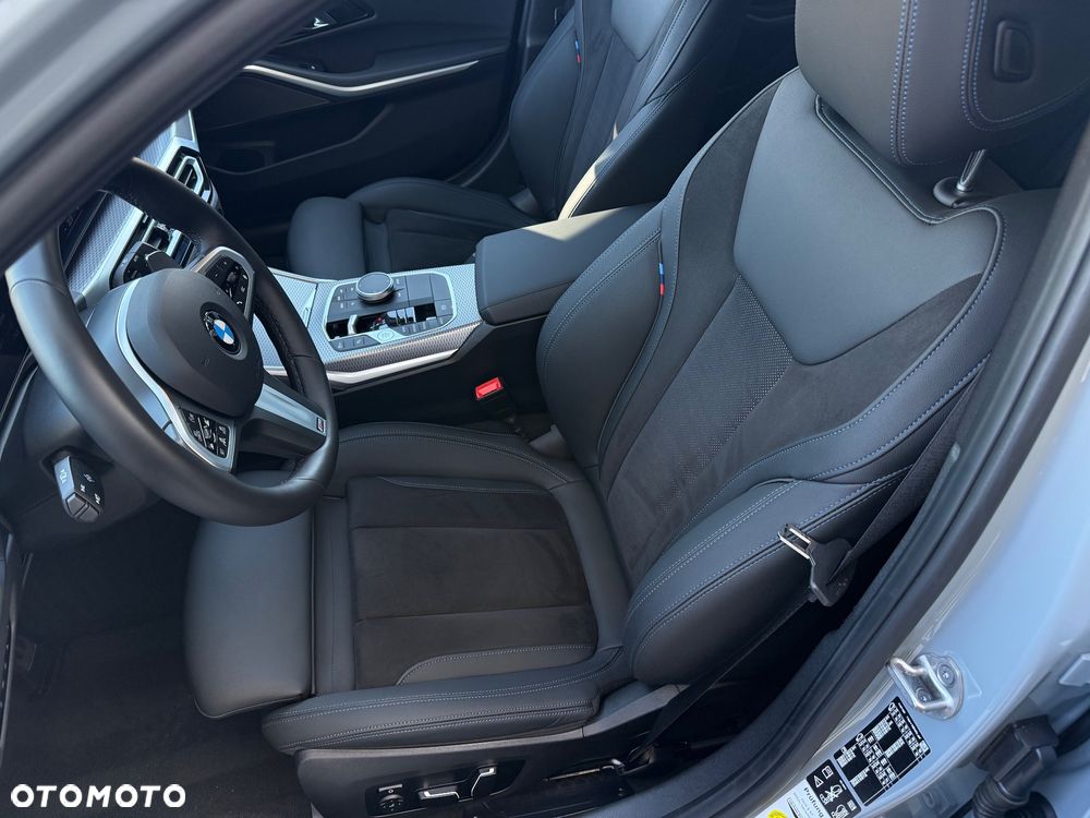 BMW Seria 3 320d xDrive M Sport Shadow - 28