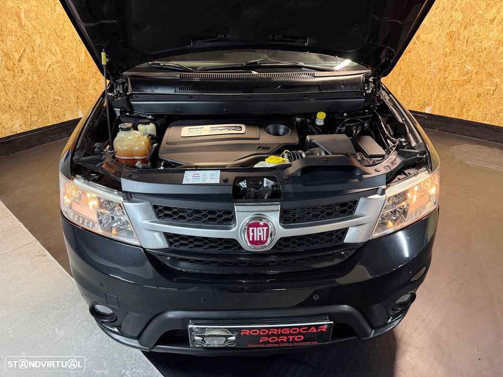 Fiat Freemont 2.0 M-Jet Urban - 36