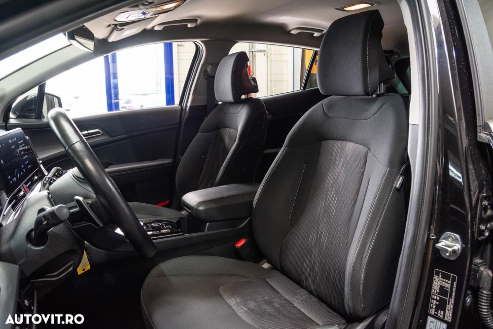 Kia Sportage 1.6 T-GDI PHEV 6AT 4x4 Business Line - 6