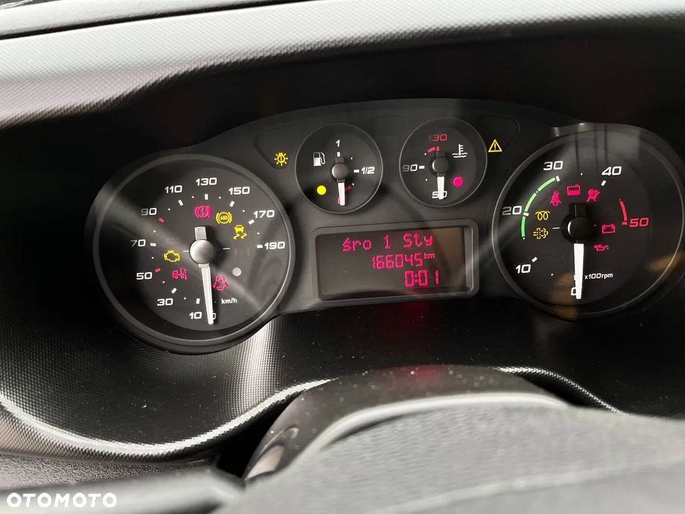 Iveco 35S18/P 3,0 l pneumatyczna tylna os. KURIER - 21