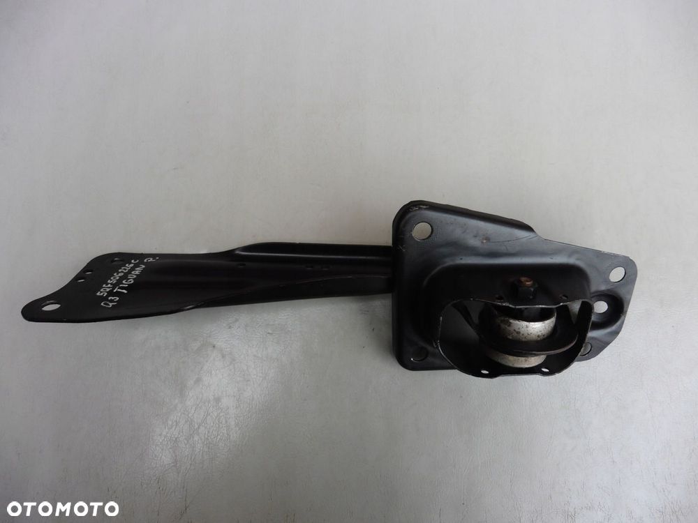 WAHACZ PRAWY TYLNY WZDŁUŻNY SEAT TARRACO VW TIGUAN AUDI Q3 83A 19-- - 2