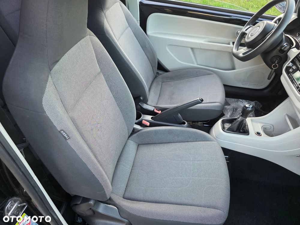 Volkswagen up! cup - 12