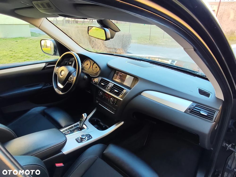 BMW X3 xDrive20d - 16