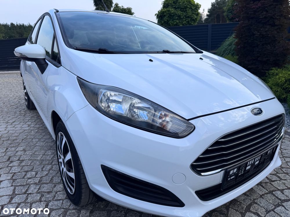 Ford Fiesta - 10