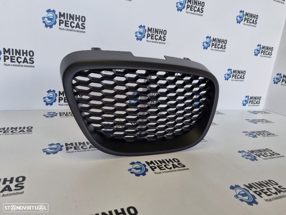 Grelha Seat Leon (1P) s/ Simbolo - 3