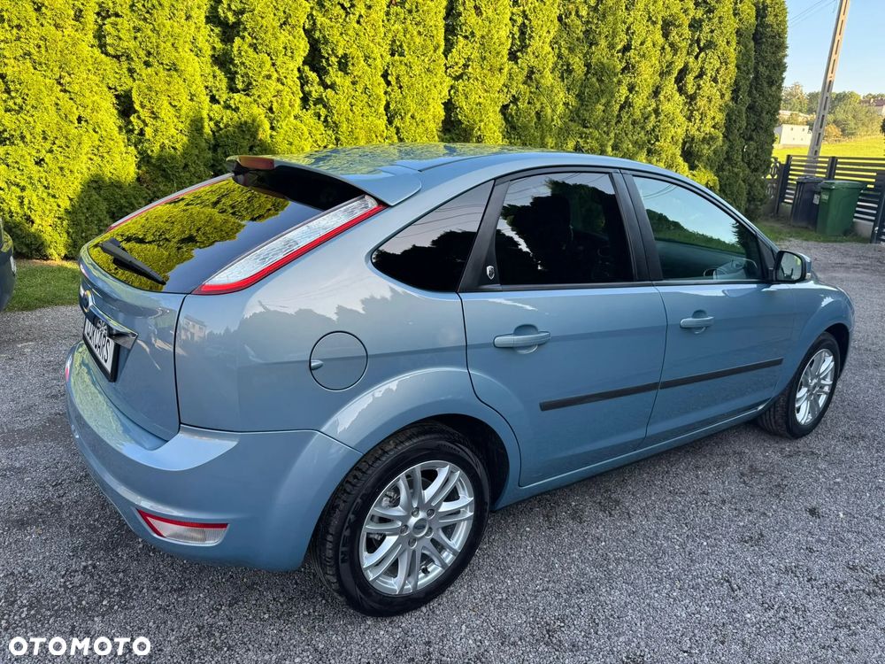 Ford Focus 1.8 Ghia - 7