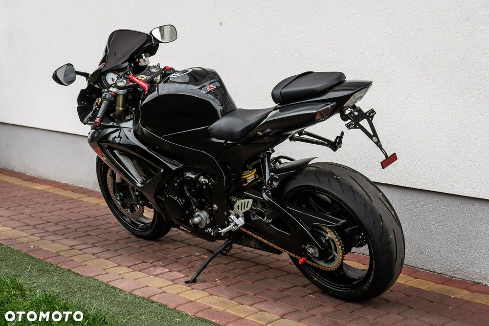 Suzuki GSX-R - 4