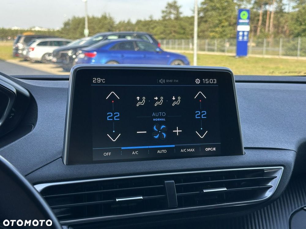 Peugeot 5008 - 26