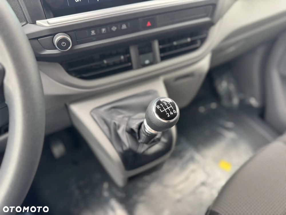 Volkswagen Nowy Transporter - 22