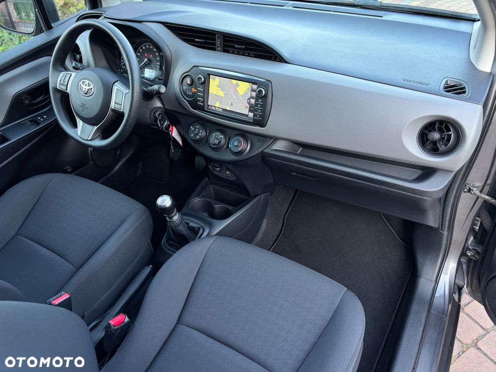 Toyota Yaris 1.5 Premium - 26