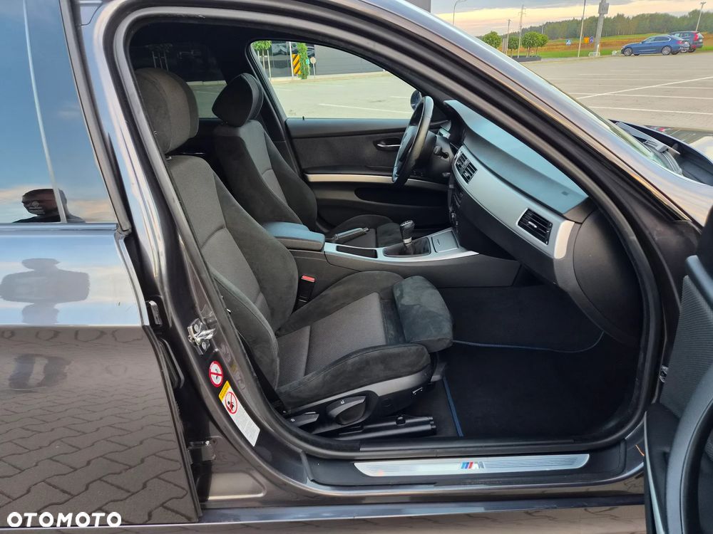 BMW Seria 3 - 22
