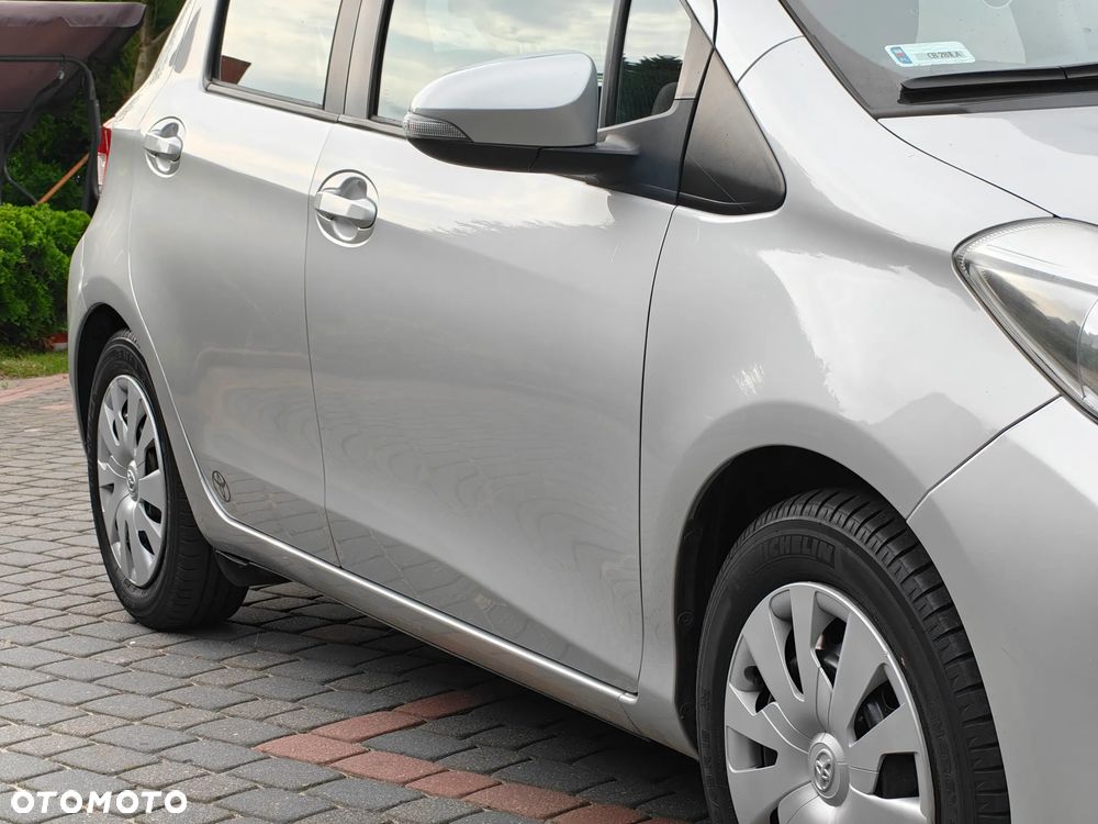 Toyota Yaris 1.0 Premium EU6 - 6