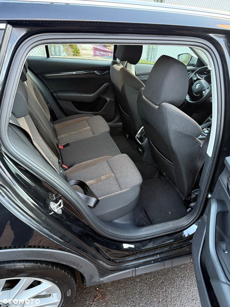 Skoda Octavia 2.0 TDI 4x4 Scout DSG - 8