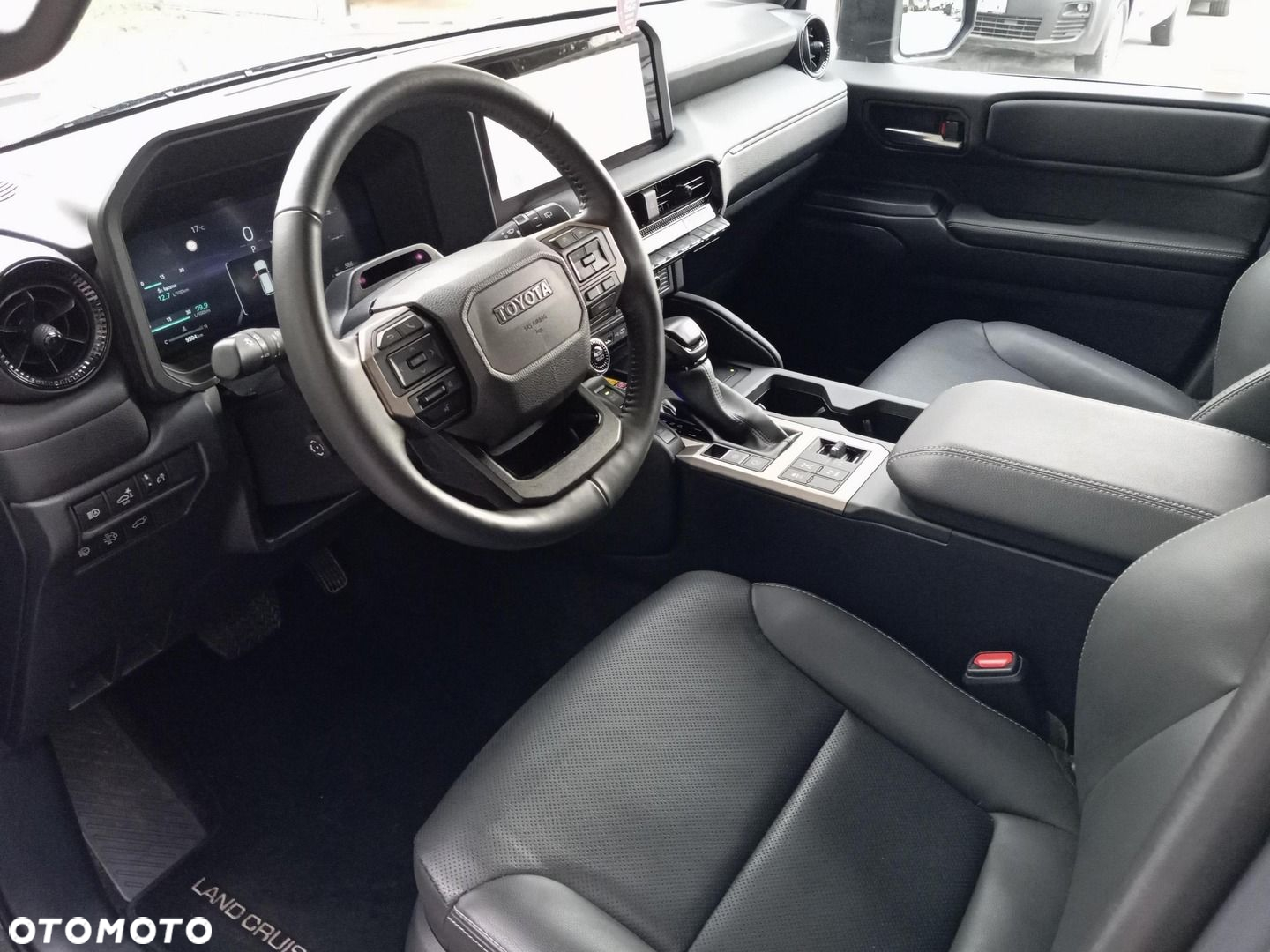 Toyota Land Cruiser LC 2.8 D-4D Invincible - 10