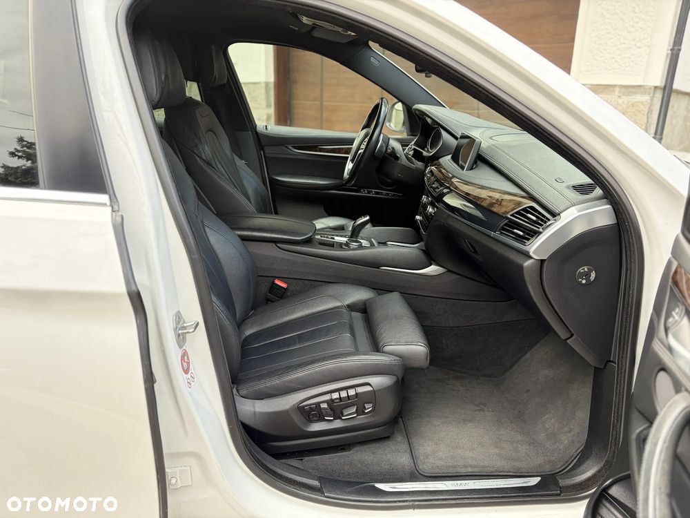 BMW X6 xDrive40d - 13