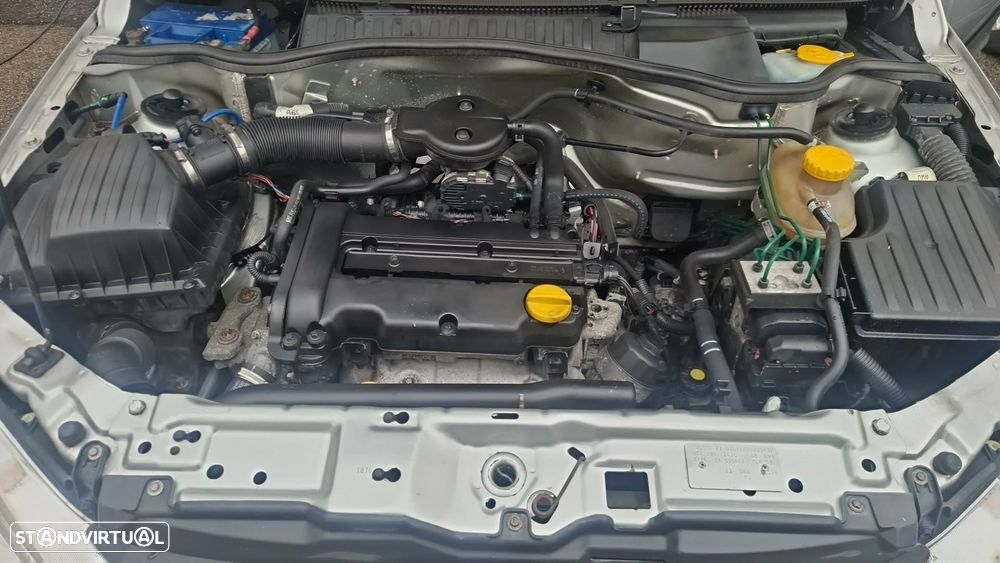 Opel Corsa 1.2 16V Enjoy Easytronic - 13