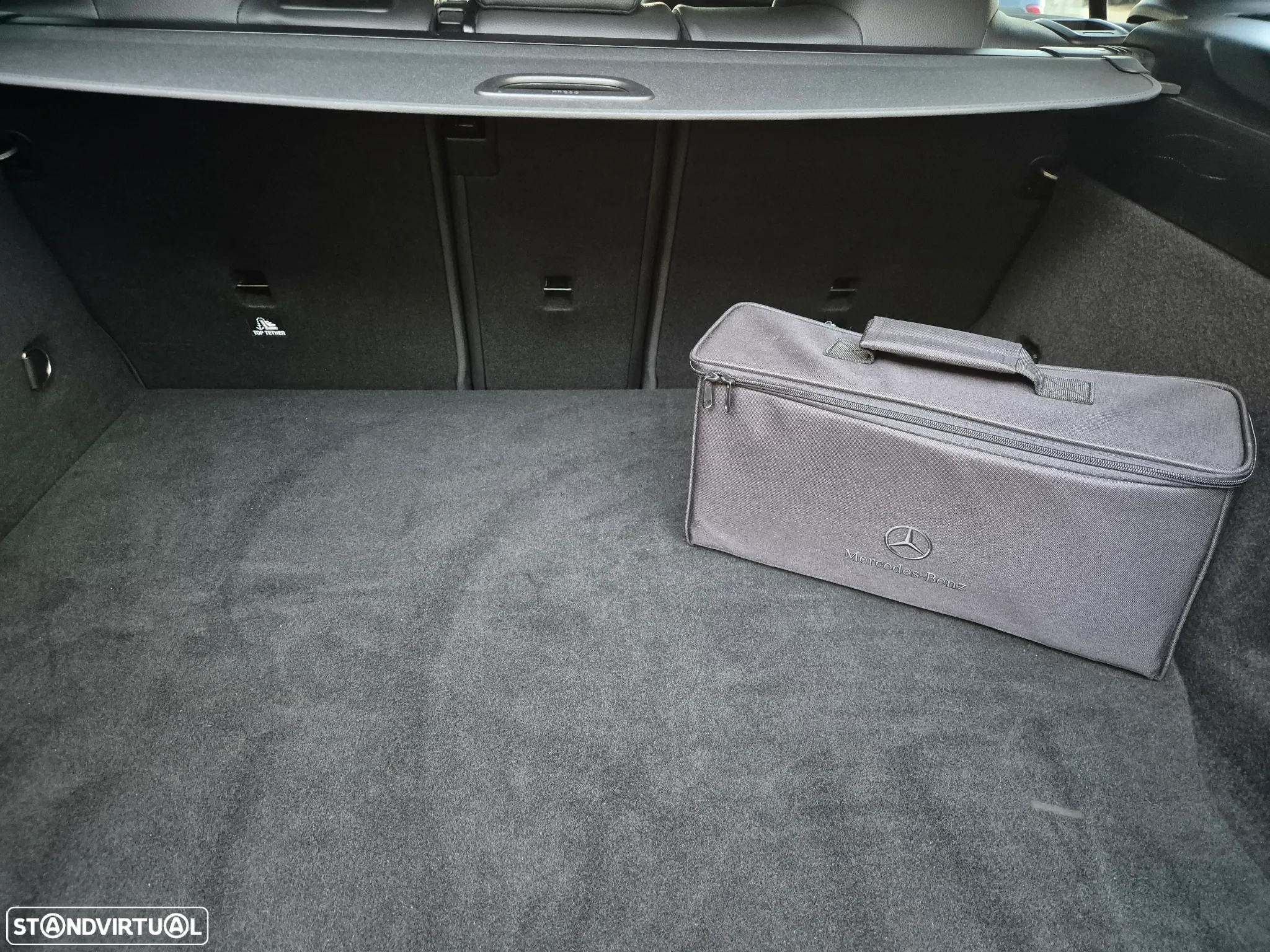 Mercedes-Benz CLA 250 e Shooting Brake AMG Line - 52