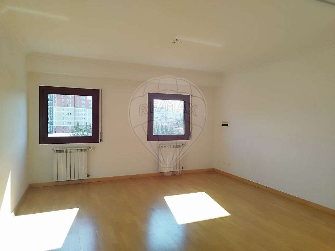 Apartamento T1 para arrendamento - Grande imagem: 3/24
