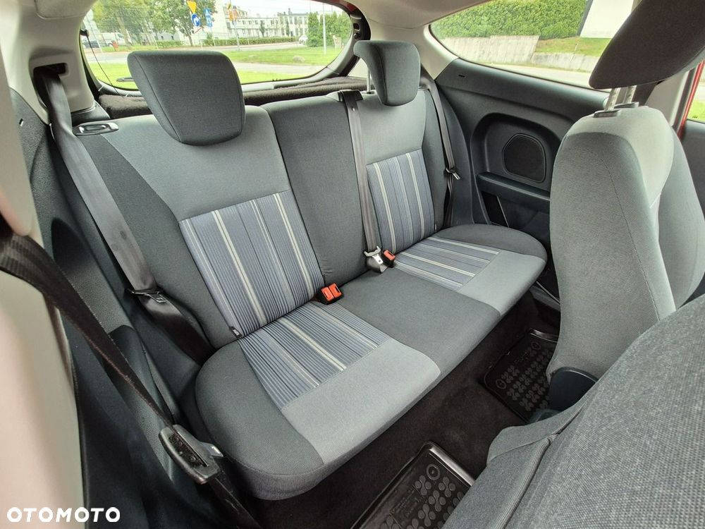 Ford Fiesta 1.25 Trend - 16