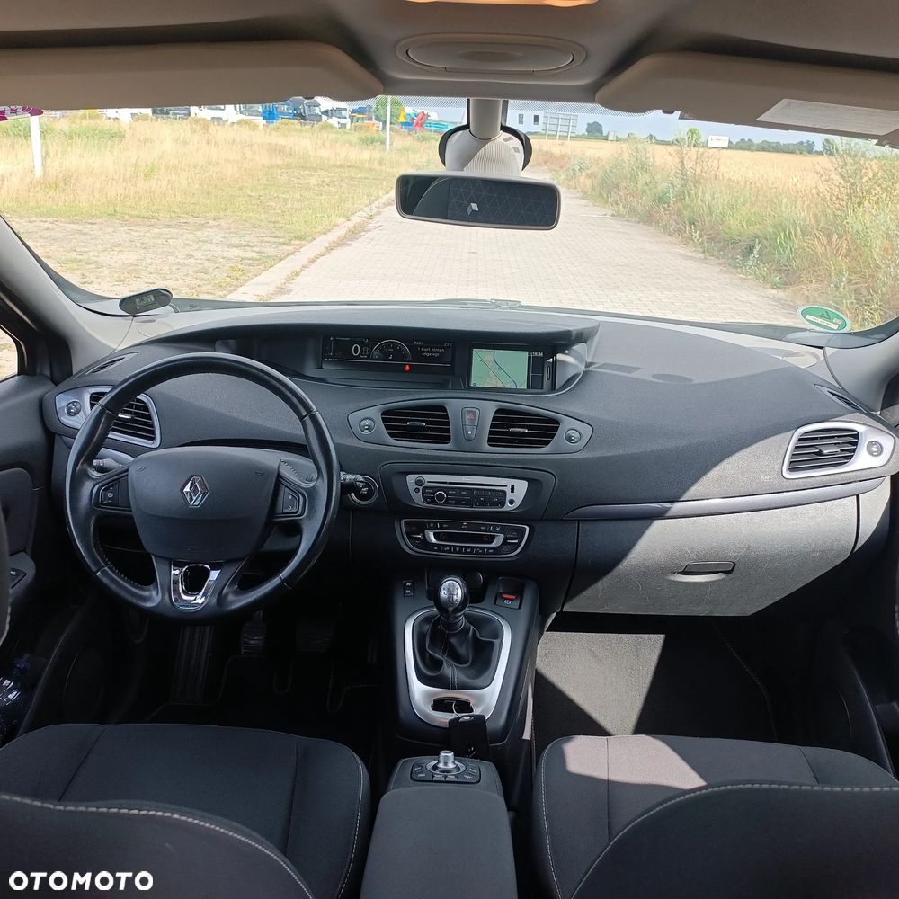 Renault Scenic dCi 110 LIMITED - 6