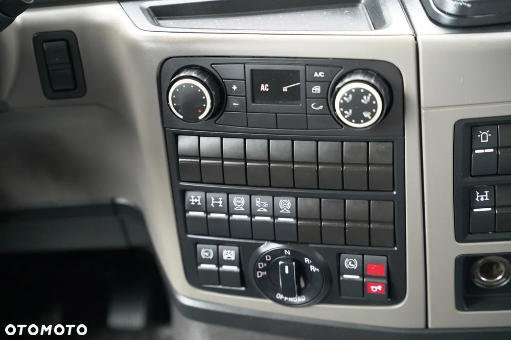 MAN TGS 35.460 / 8X4 / WYWROTKA TYLNOZSYPOWA / HYDROKLAPA / MEILLER KIPPER / AUTOMAT / OPONY 100% / PLANDEKA ELEKTRYCZNA /  EURO 6 - 31