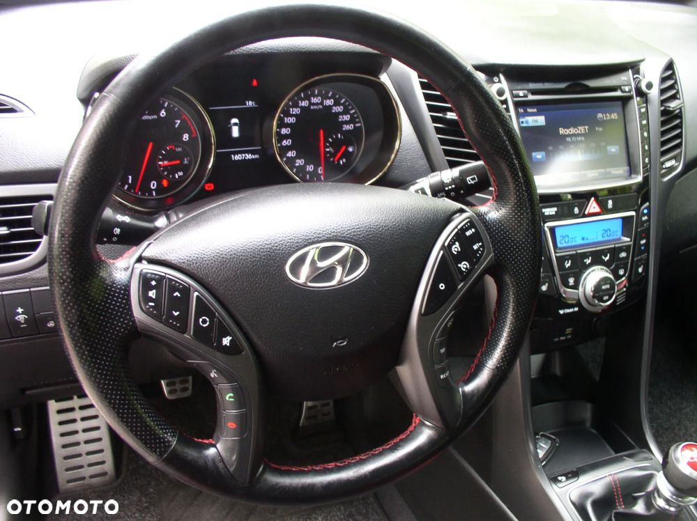 Hyundai i30 1.6 GDI Turbo Luxury - 22