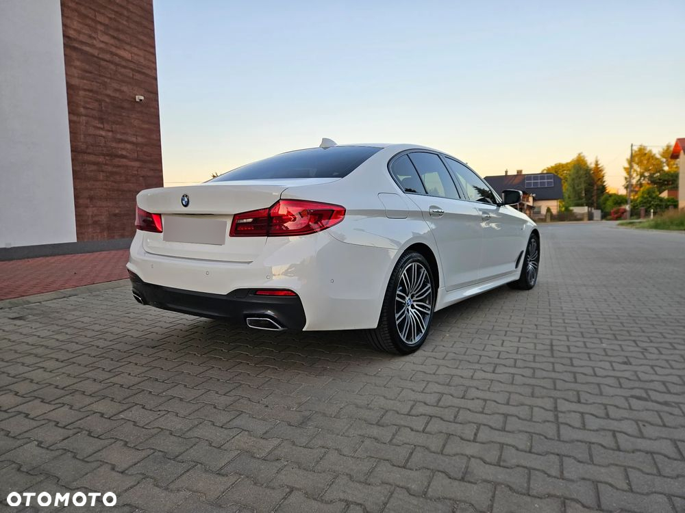 BMW Seria 5 520d xDrive M Sport sport - 24