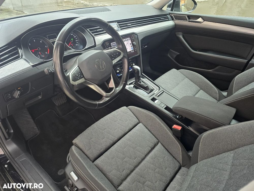 VOLKSWAGEN Passat 2023 — imagine 8