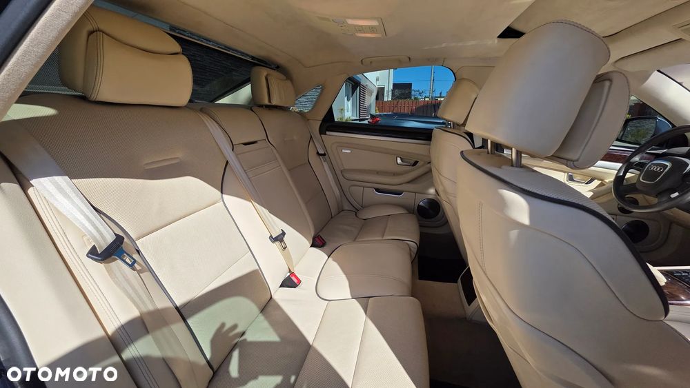 Audi A8 4.2 TDI DPF Quattro - 18