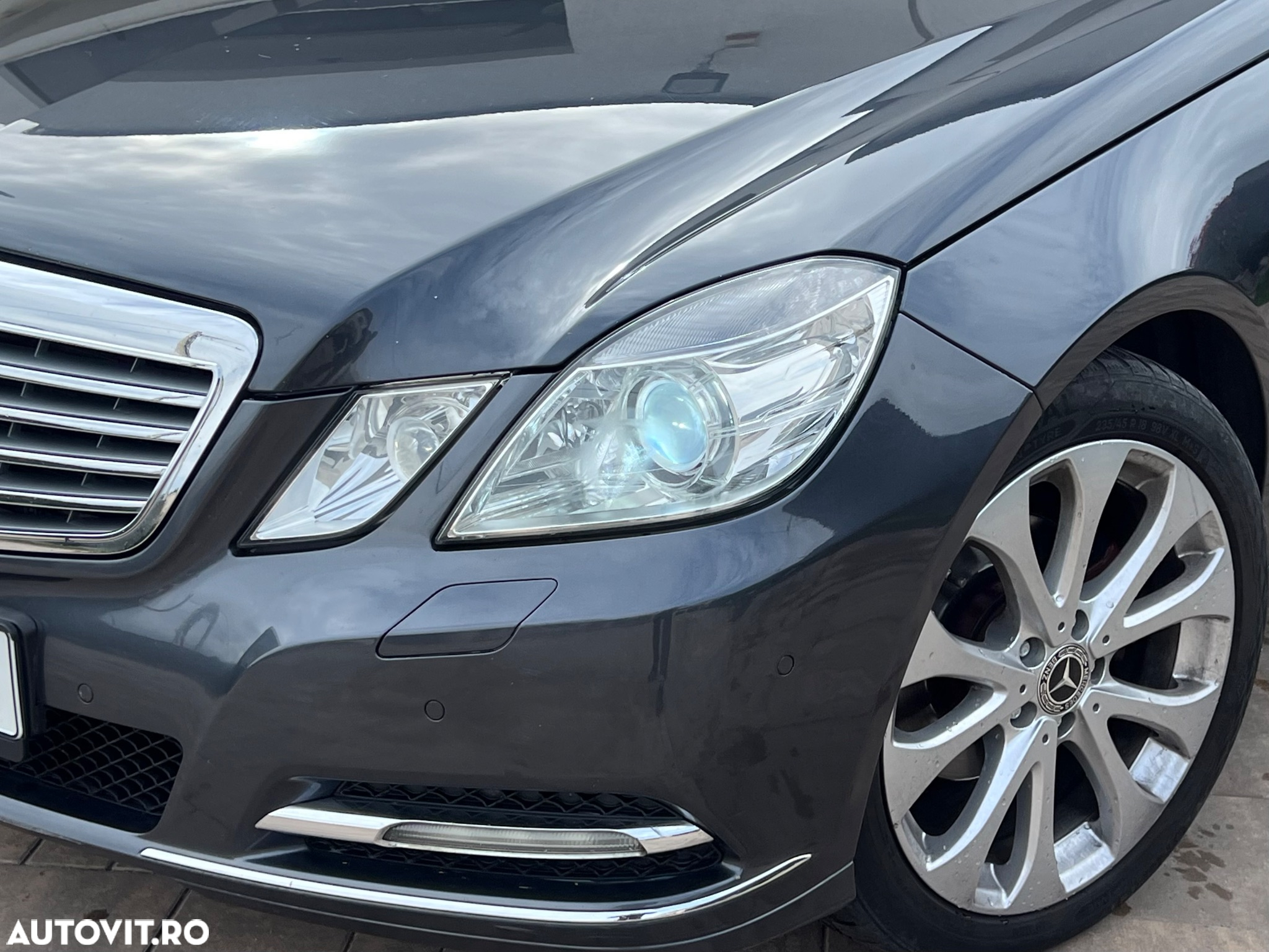 Mercedes-Benz E 200 T BlueTEC 7G-TRONIC Elegance - 10