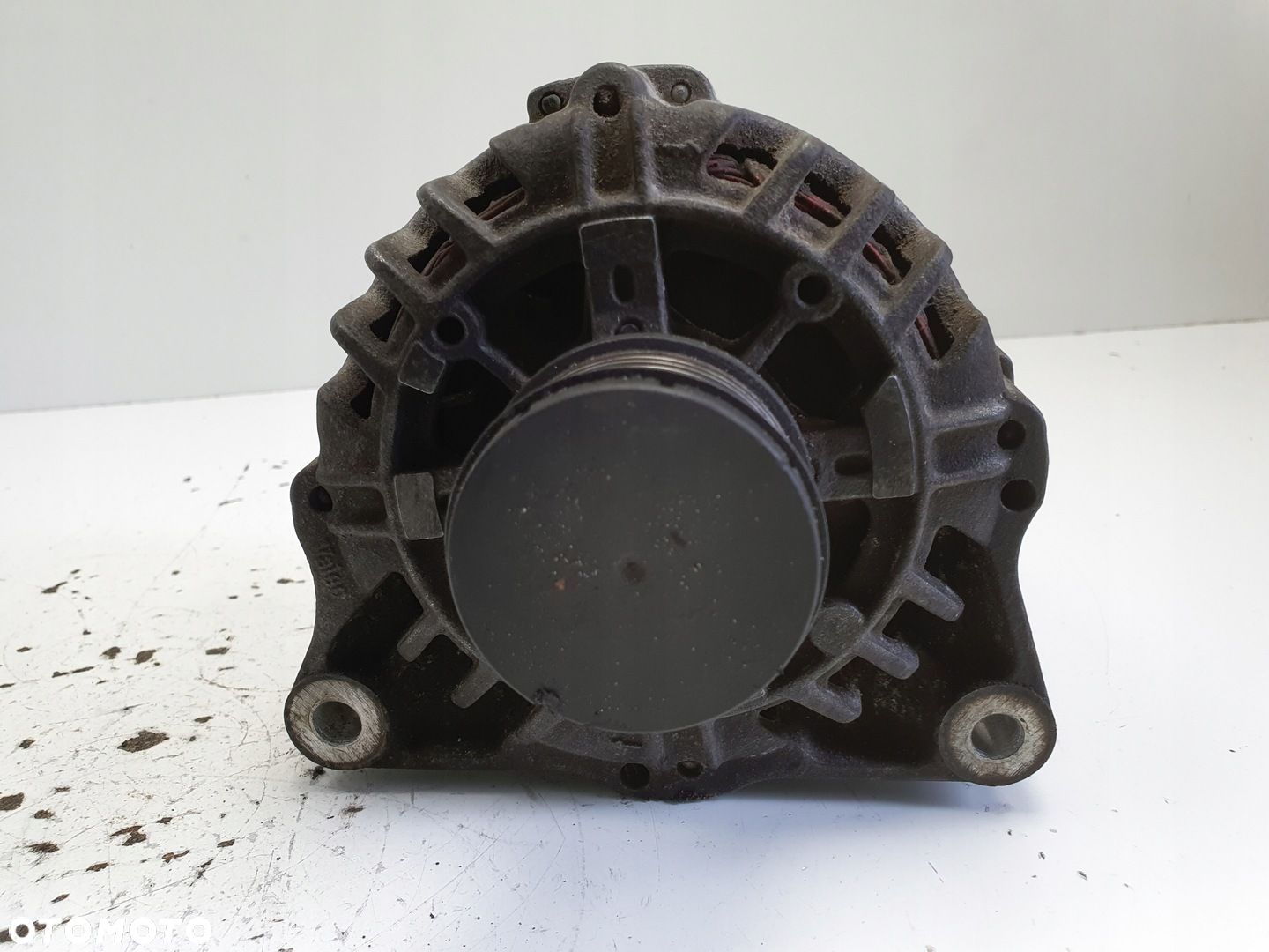 Citroen Nemo 1.4 HDI ALTERNATOR 9665605080 valeo - 3