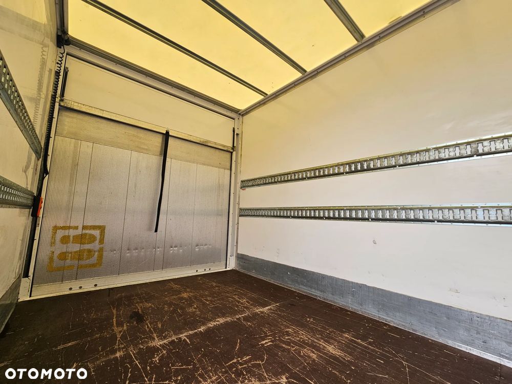 Iveco Daily 35-210, Hi-Matic Kontener plus winda 750 kg. - 19