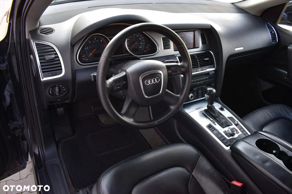 Audi Q7 - 6