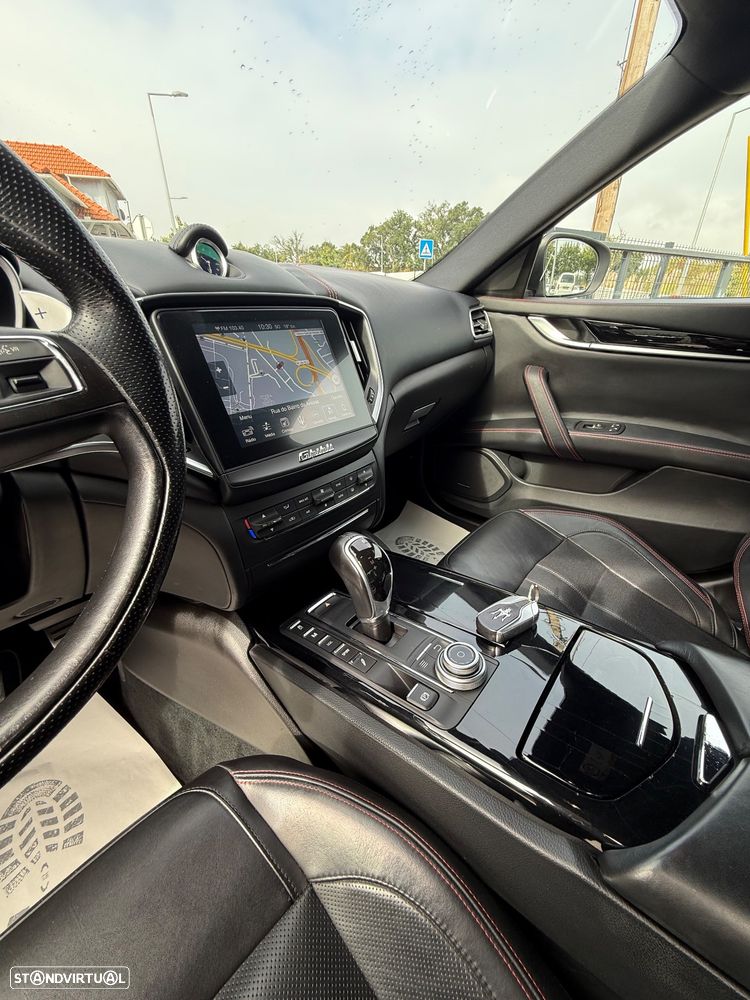 Maserati Ghibli 3.0 V6 - 24