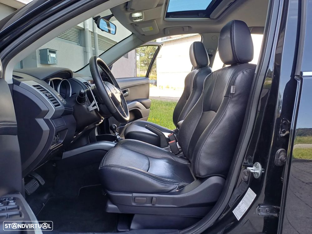 Mitsubishi Outlander 2.2 DI-D Instyle 2 Aut. 4WD - 36