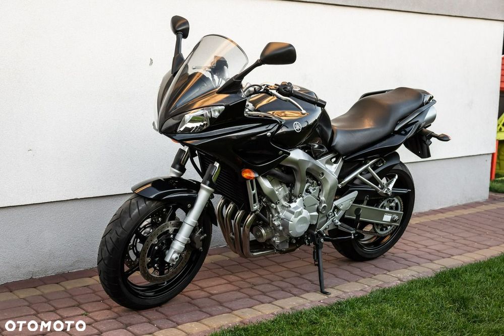 Yamaha FZ - 6
