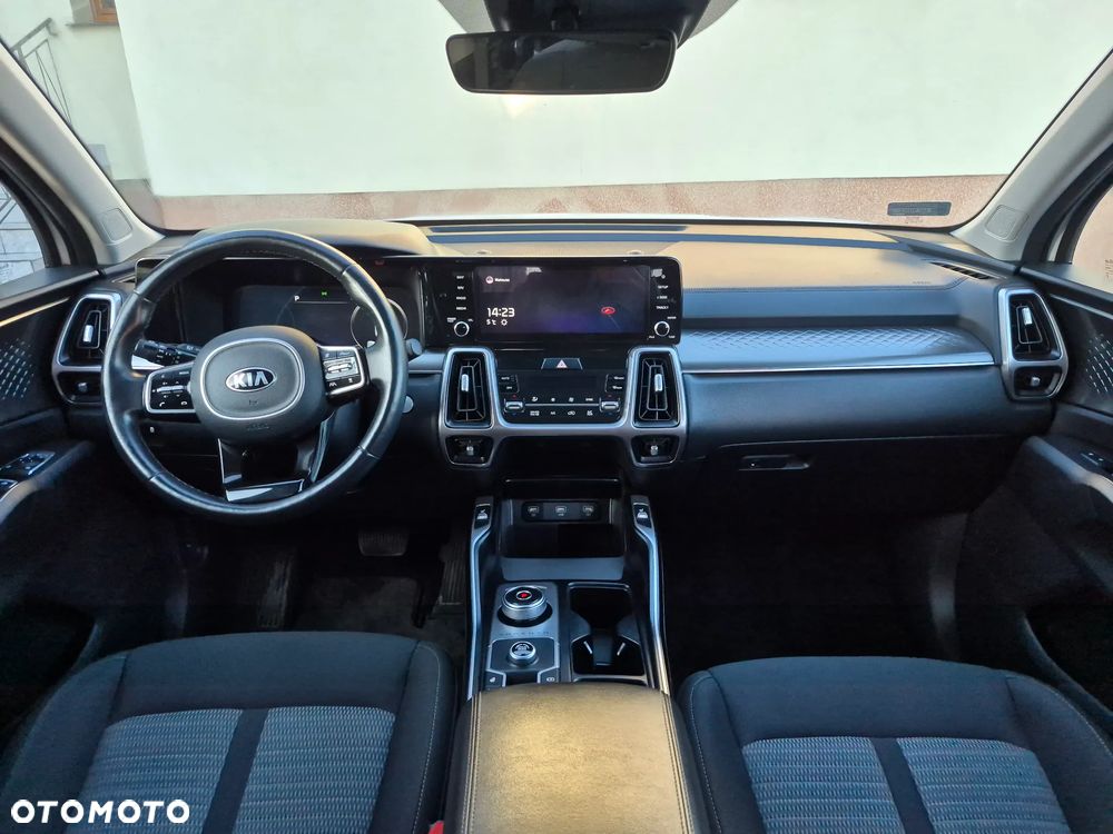 Kia Sorento 1.6 T-GDI HEV L 7os - 9