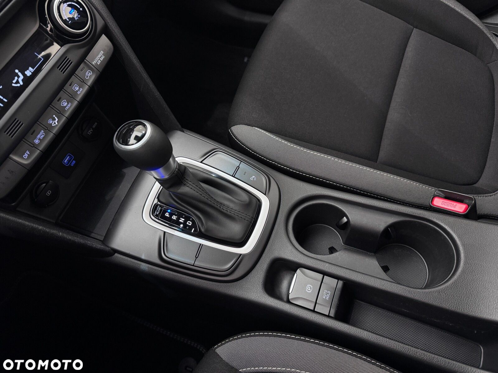Hyundai Kona - 29